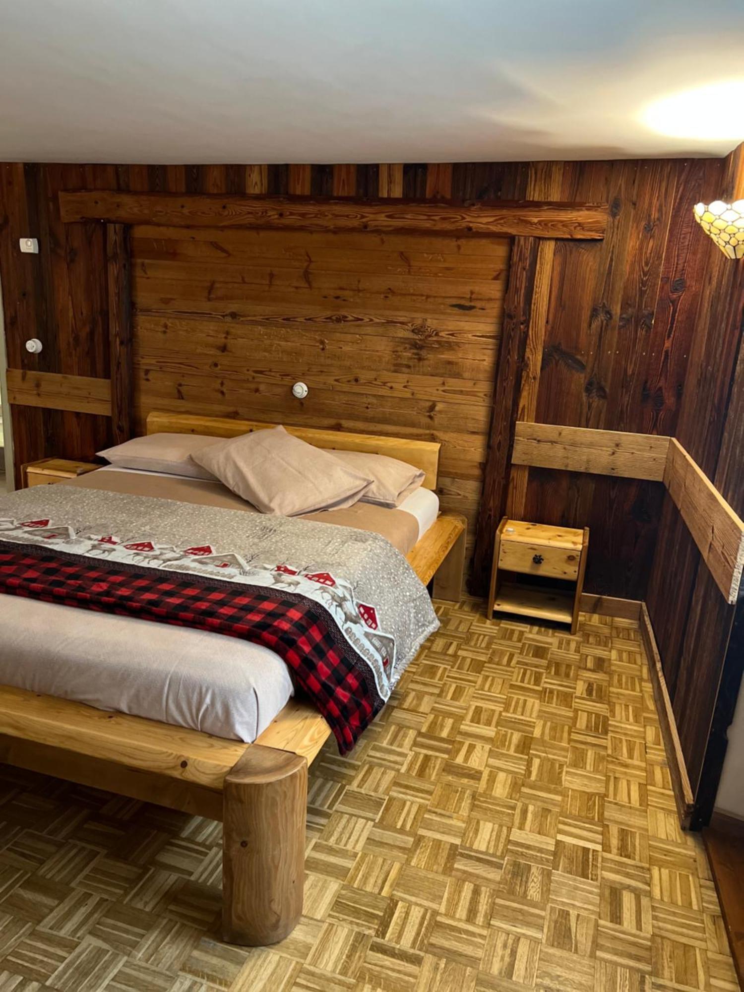 Апартаменты Profumo Di Legno Аоста Экстерьер фото